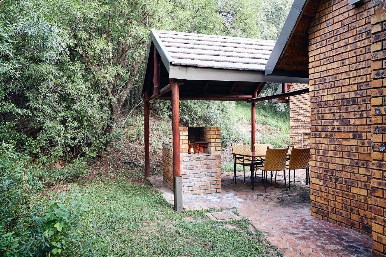 Hotel First Group Magalies Park Hartbeespoort Zewnętrze zdjęcie