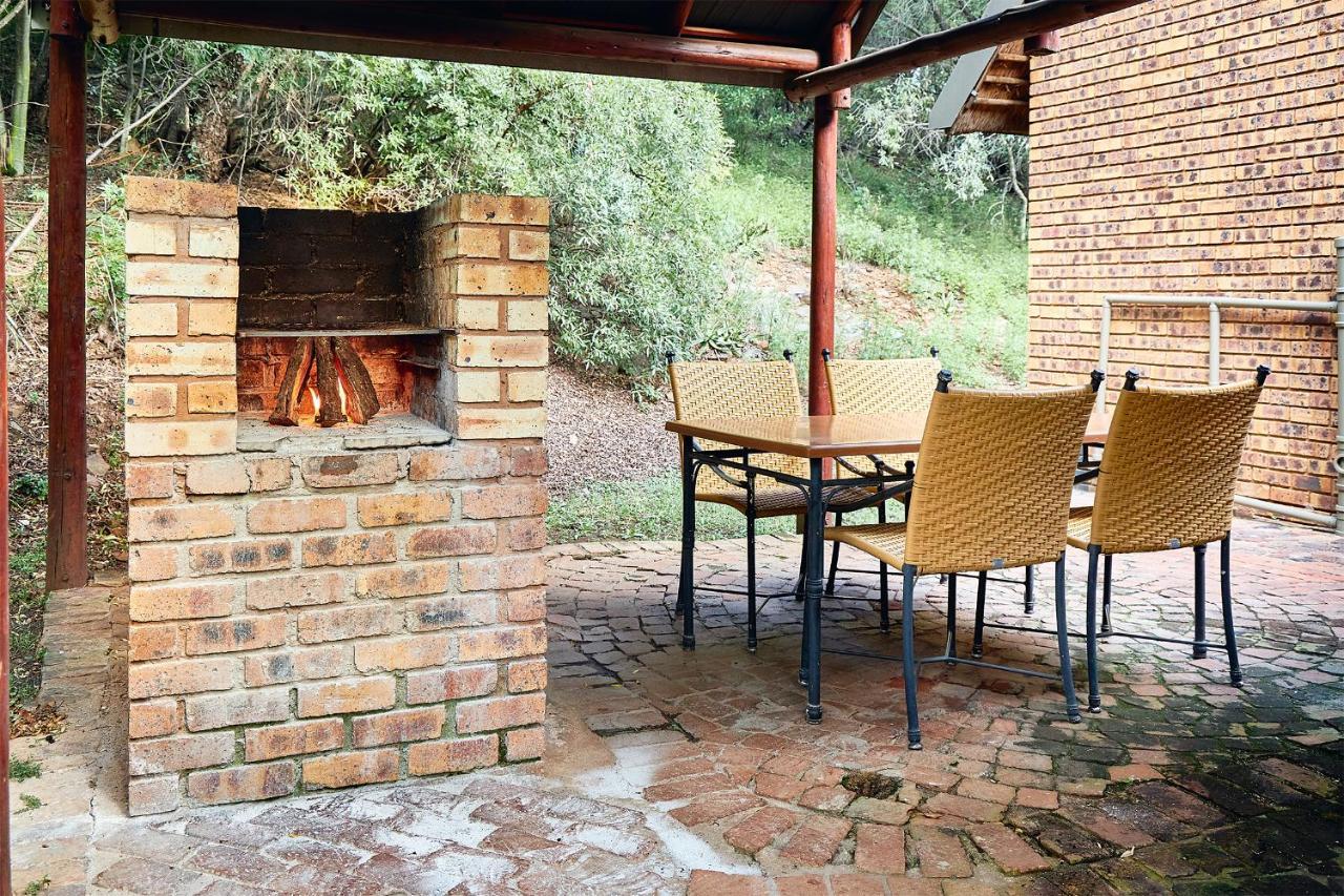Hotel First Group Magalies Park Hartbeespoort Zewnętrze zdjęcie