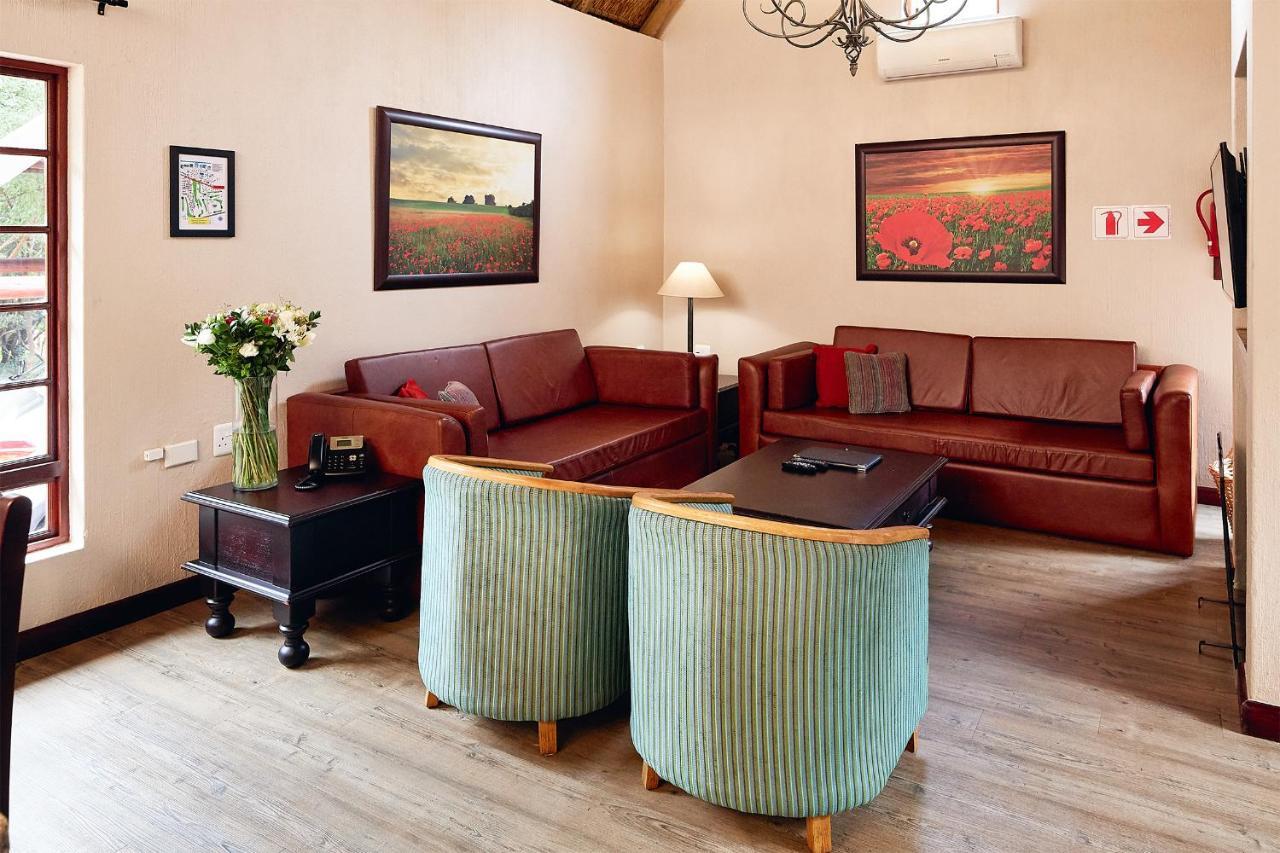 Hotel First Group Magalies Park Hartbeespoort Zewnętrze zdjęcie