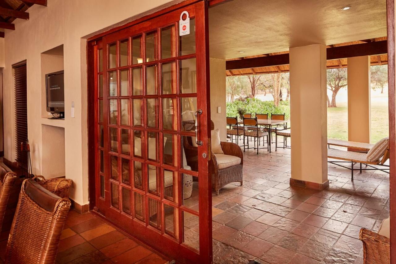 Hotel First Group Magalies Park Hartbeespoort Zewnętrze zdjęcie