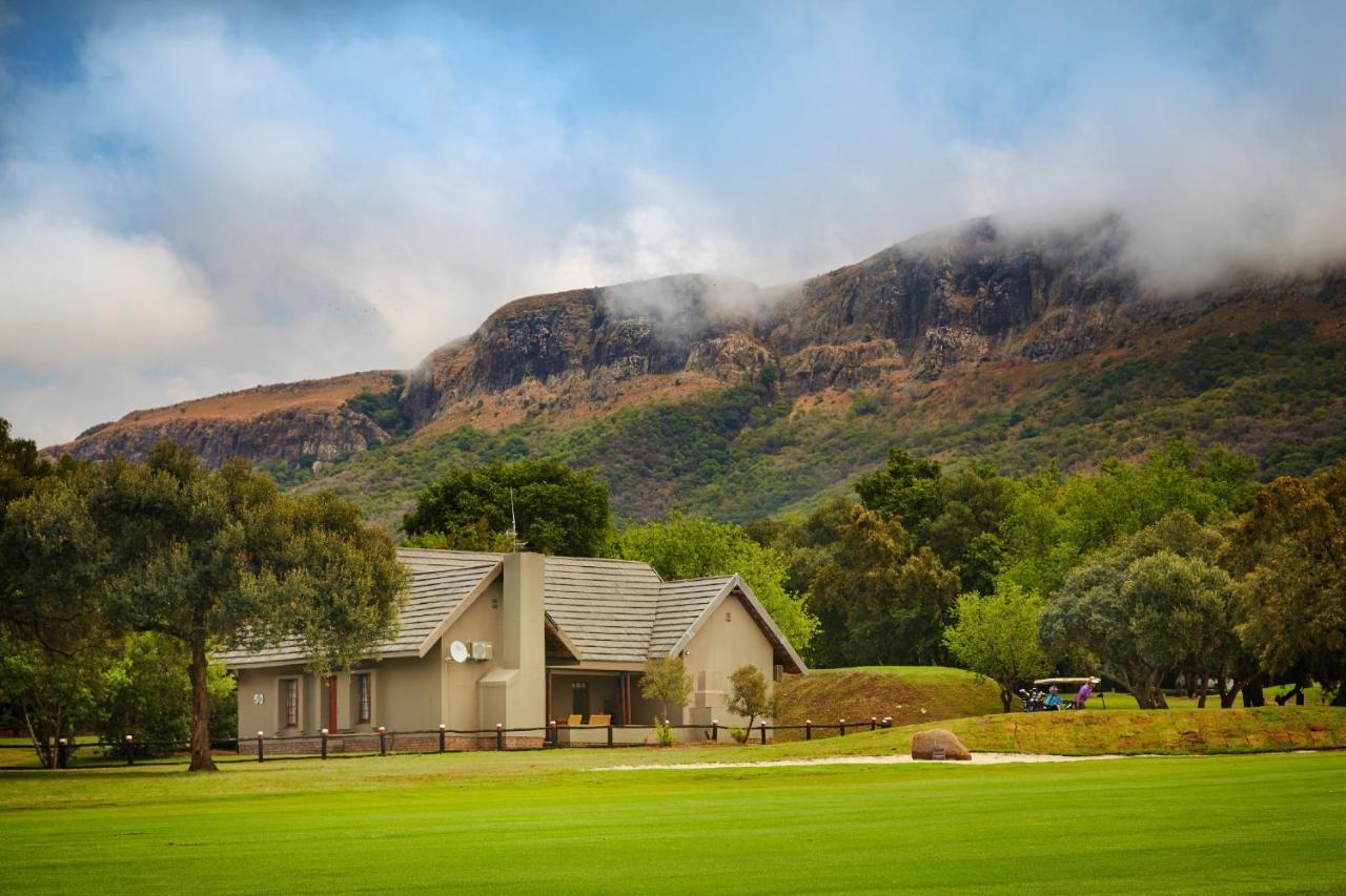 Hotel First Group Magalies Park Hartbeespoort Zewnętrze zdjęcie