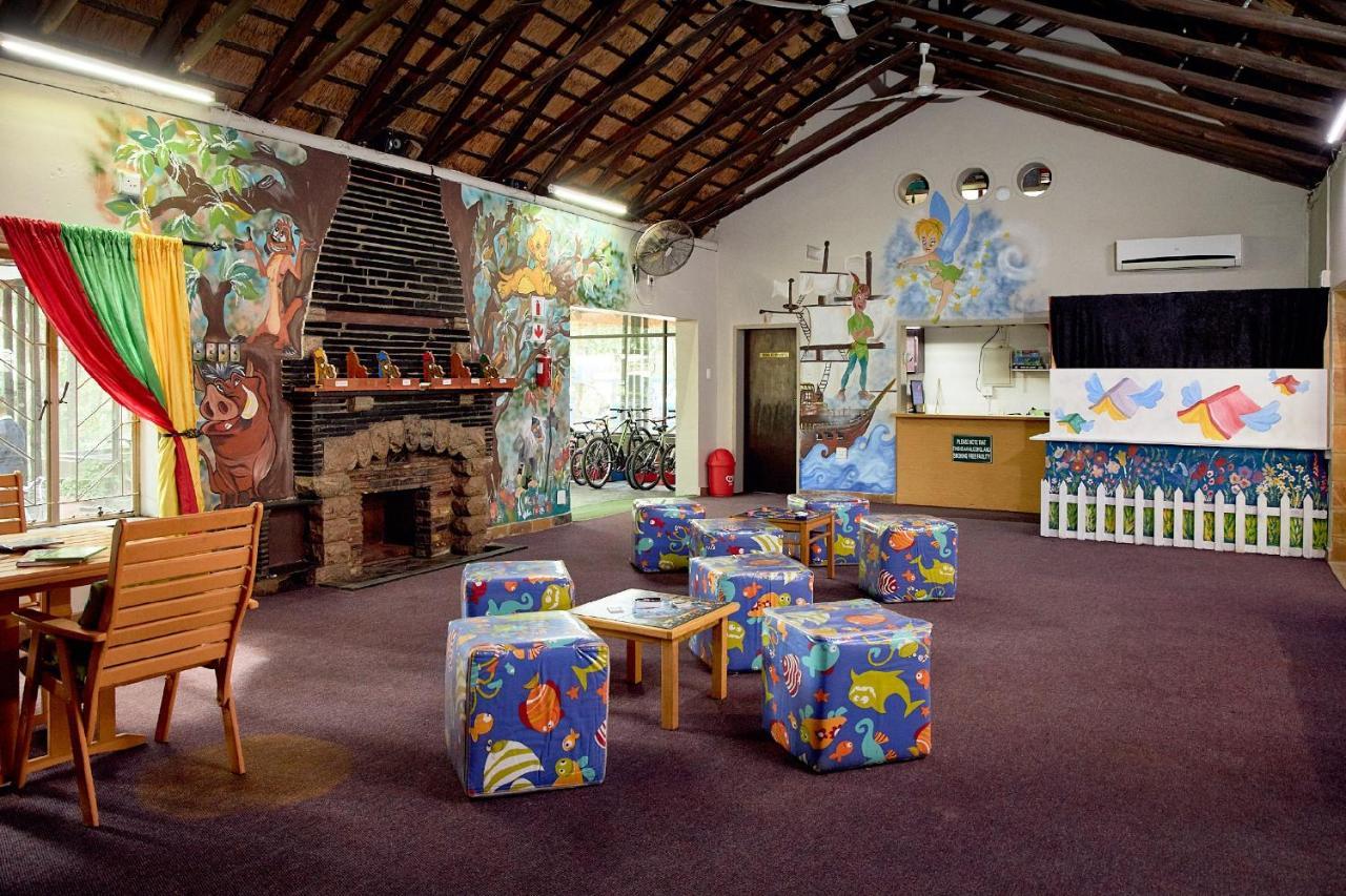 Hotel First Group Magalies Park Hartbeespoort Zewnętrze zdjęcie