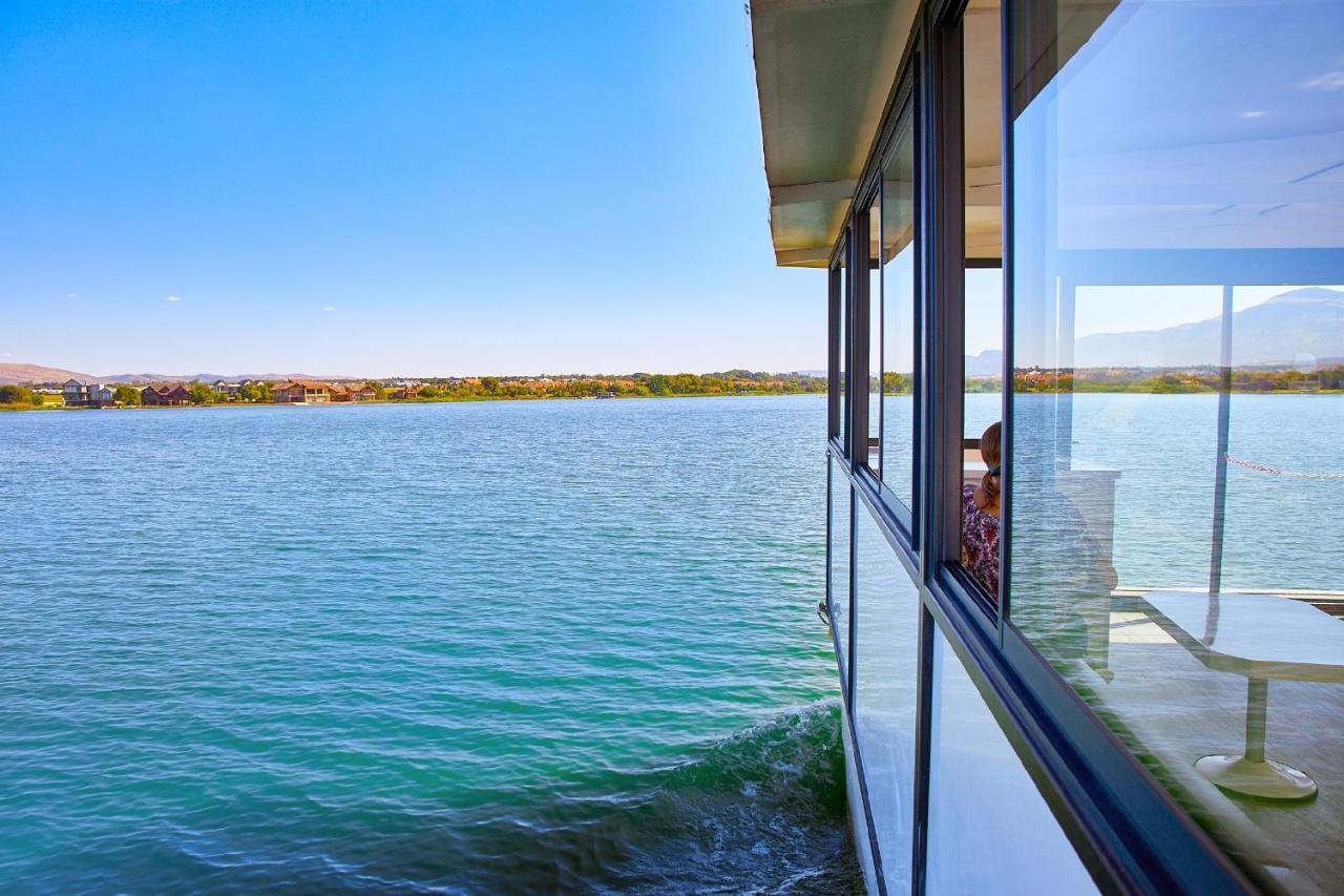 Hotel First Group Magalies Park Hartbeespoort Zewnętrze zdjęcie