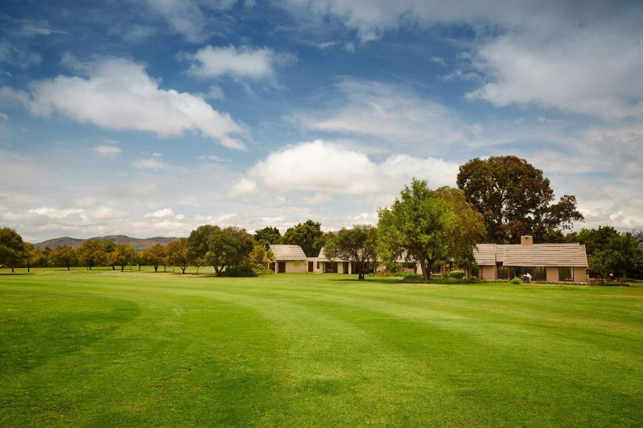 Hotel First Group Magalies Park Hartbeespoort Zewnętrze zdjęcie